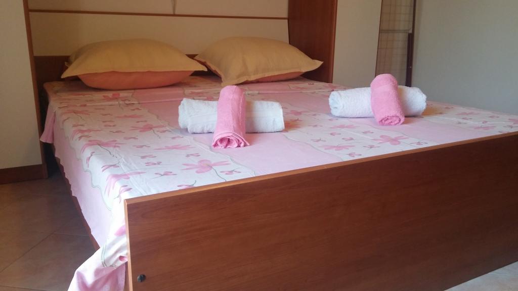 Apartments Anastazija 宁 外观 照片