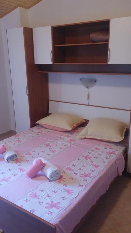 Apartments Anastazija 宁 外观 照片